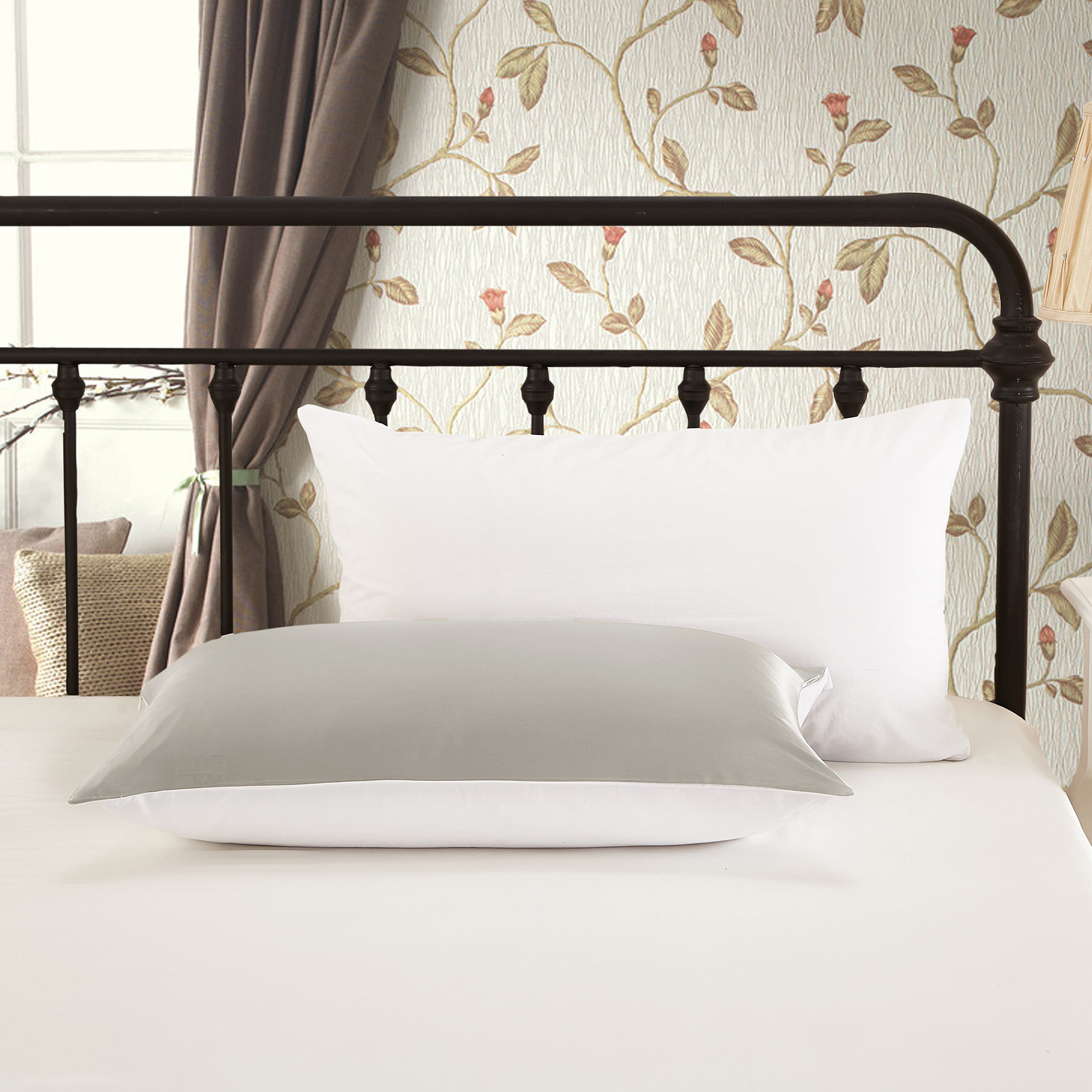 LILYSILK Silk Pillowcase with  - Hair Care Hospital ulasan dan harga